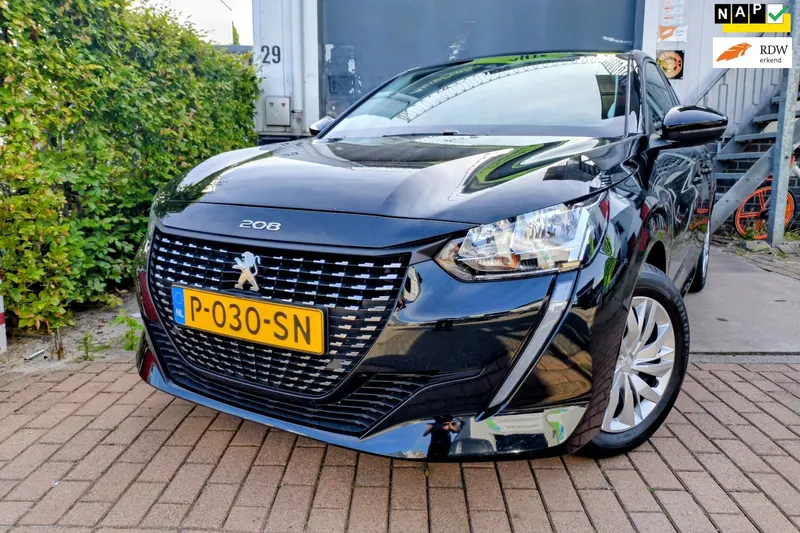 Peugeot 208 (2022)
