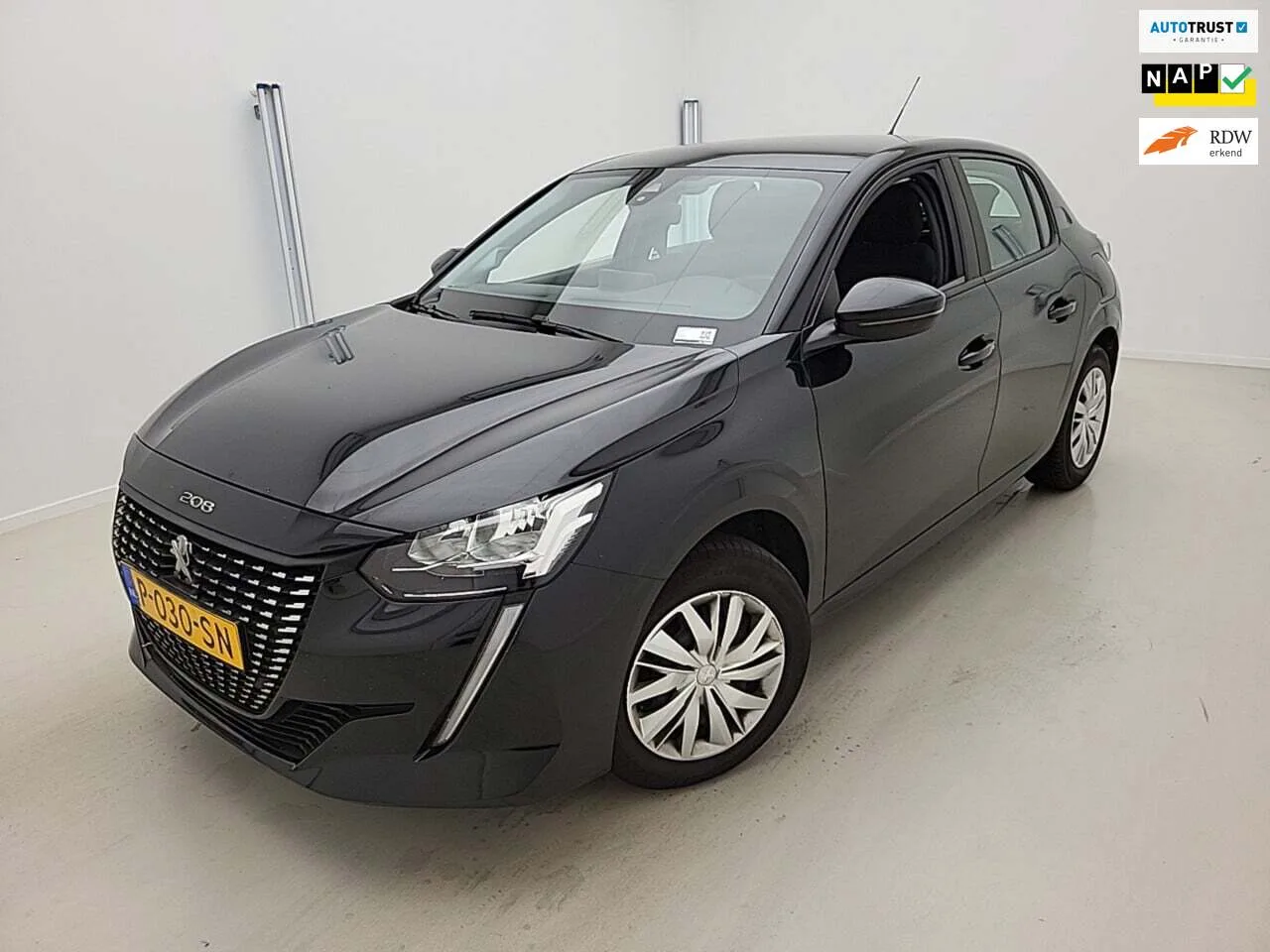 Peugeot 208 (2022) — foto 1