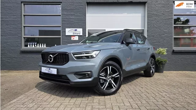 Volvo XC40 (2020) — foto 1
