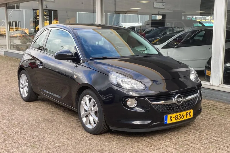 Opel Adam (2015)