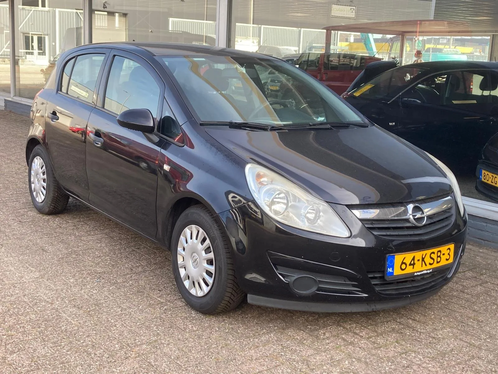 Opel Corsa (2010) — foto 1