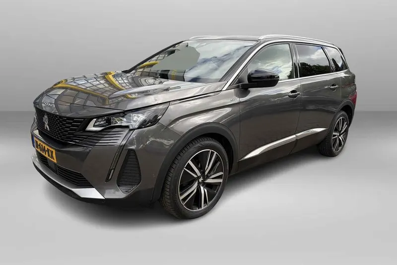 Peugeot 5008 (2021)