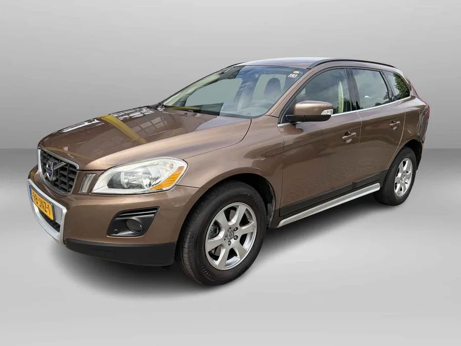 Volvo XC60 (2009) — foto 1