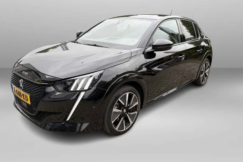 Peugeot e-208 (2021)