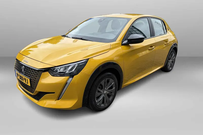 Peugeot e-208 (2022)