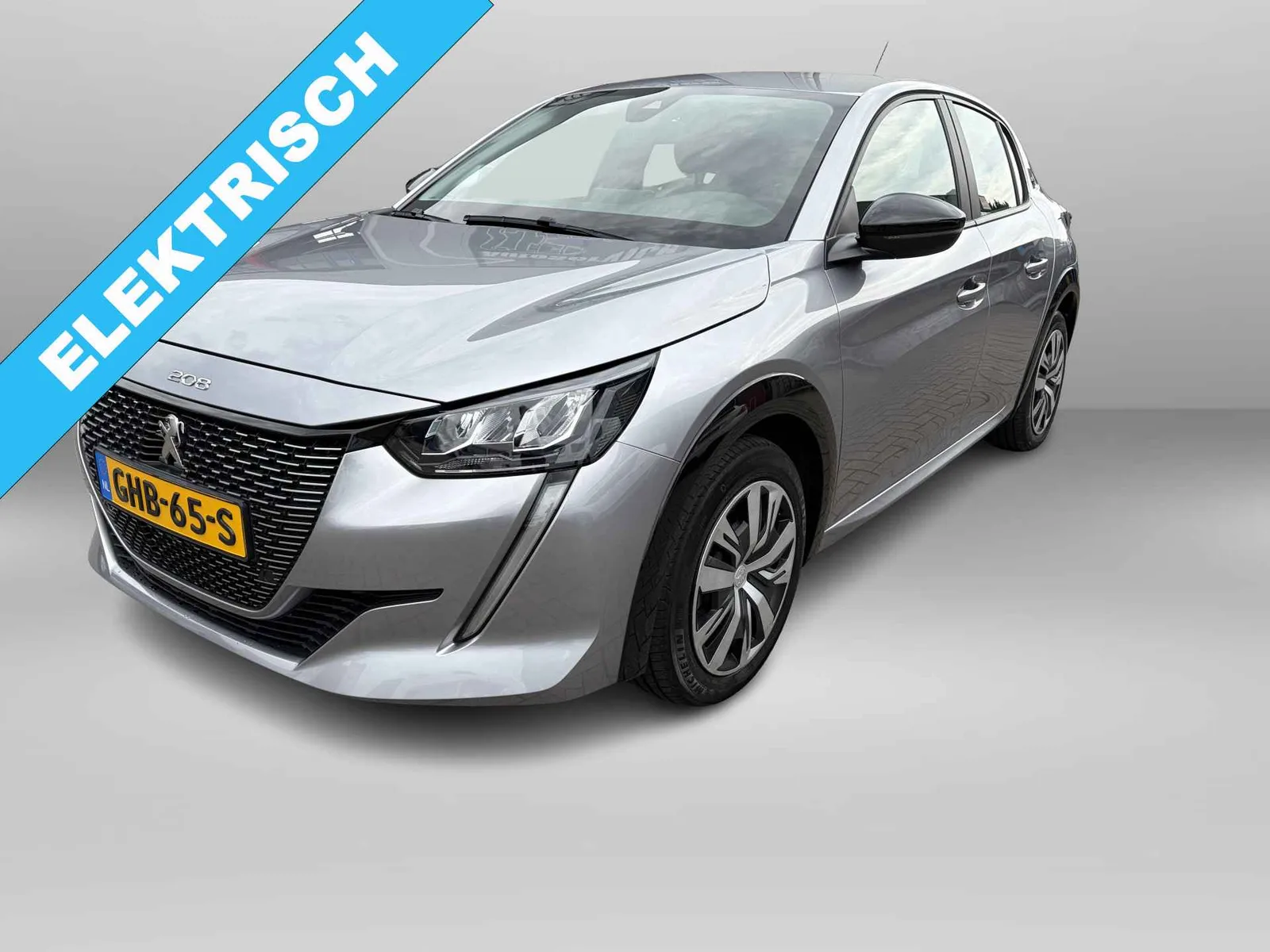 Peugeot e-208 (2023) — foto 1