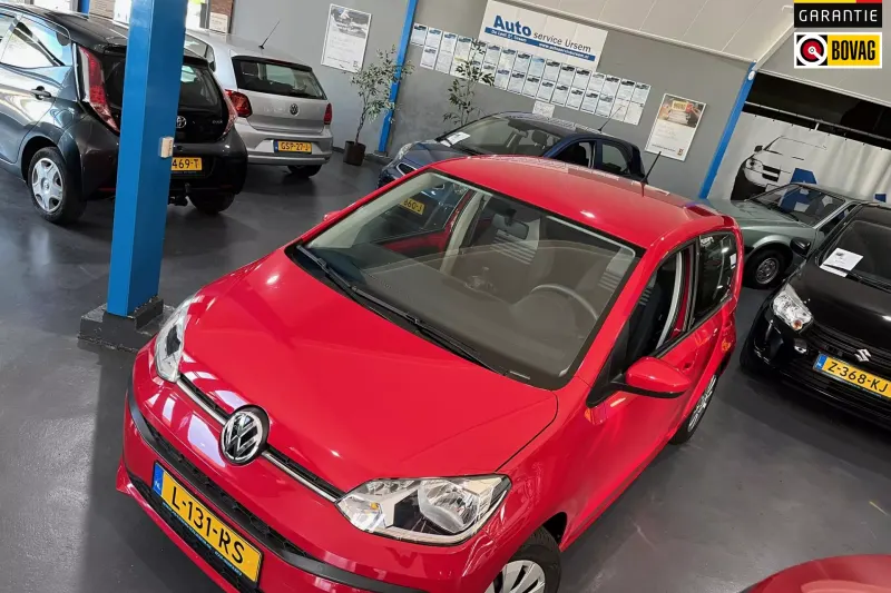 Volkswagen Up! (2017)