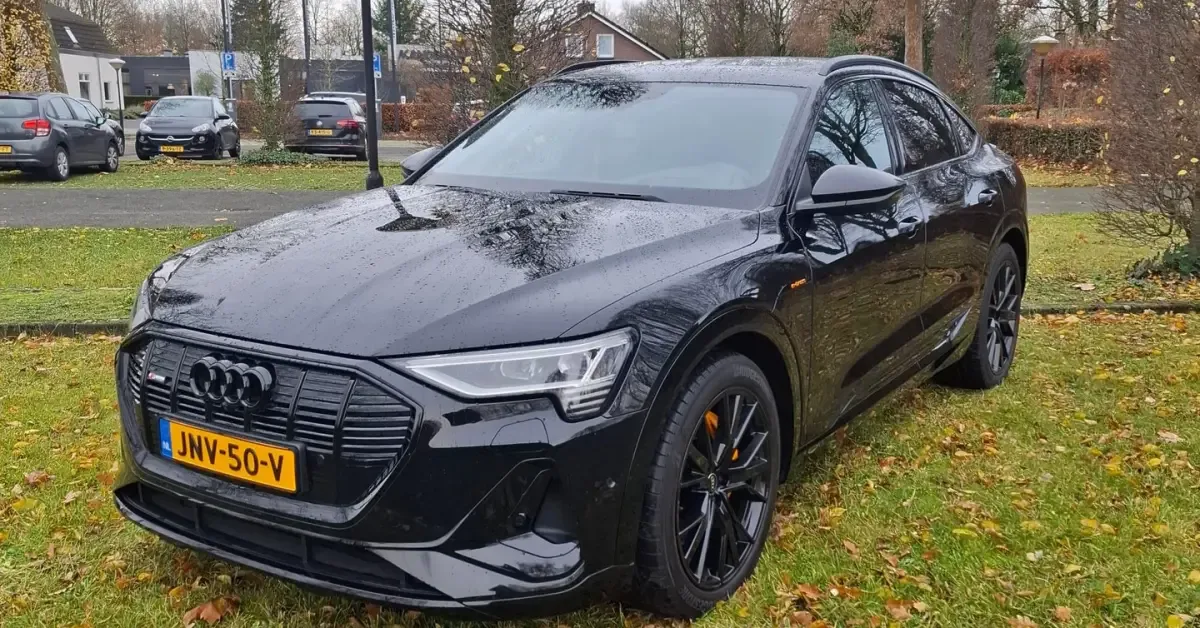 Audi e-tron (2022) — foto 1
