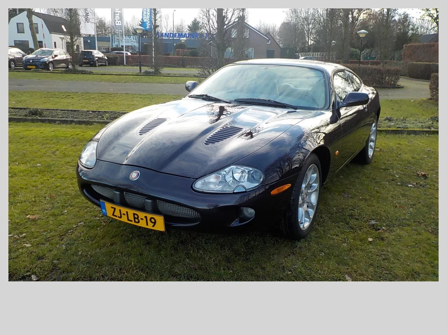 Jaguar XK (1999) — foto 1