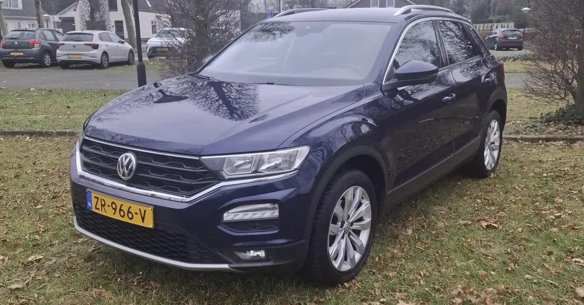 Volkswagen T-Roc (2019) — foto 1