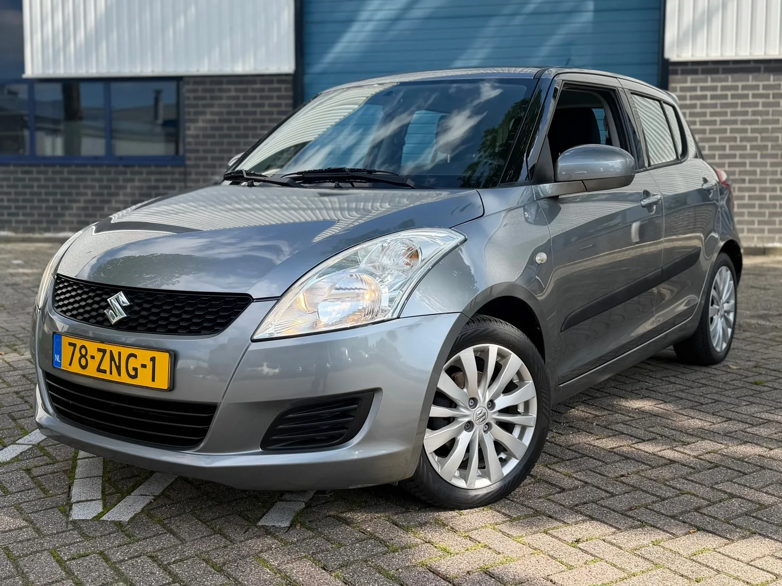 Suzuki Swift (2013) — foto 1