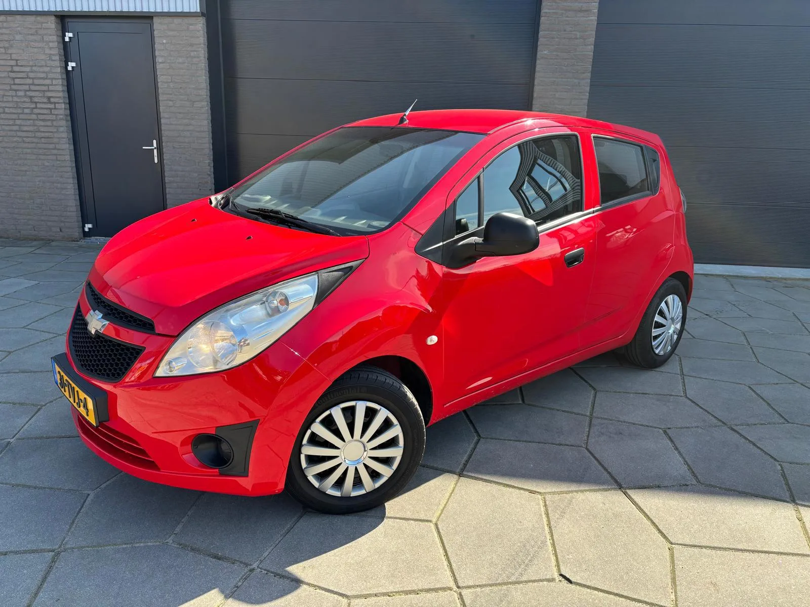 Chevrolet Spark (2012) — foto 1