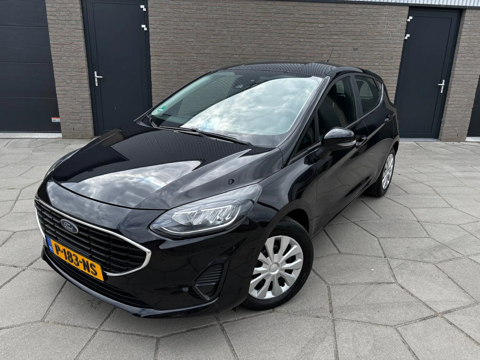 Ford Fiesta (2022) — foto 1