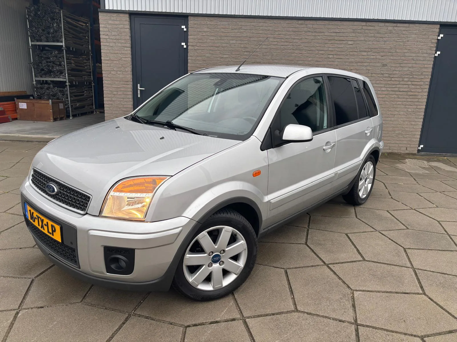 Ford Fusion (2007) — foto 1