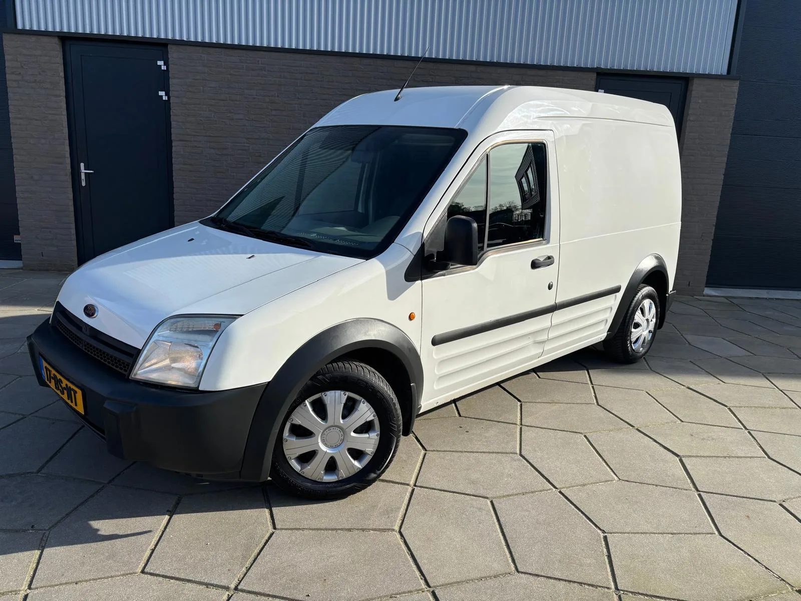 Ford Transit Connect (2005) — foto 1