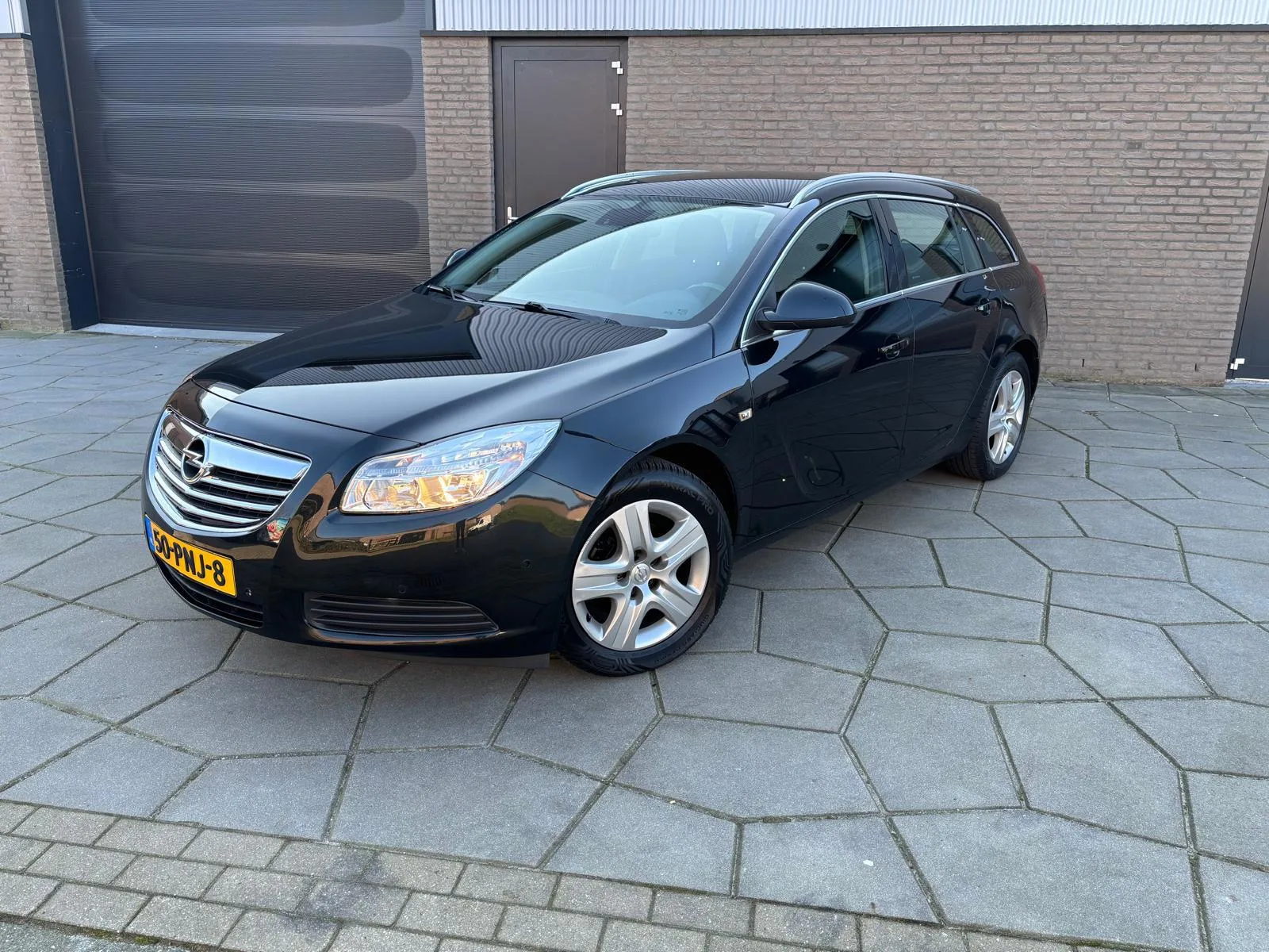 Opel Insignia Sports Tourer (2011) — foto 1