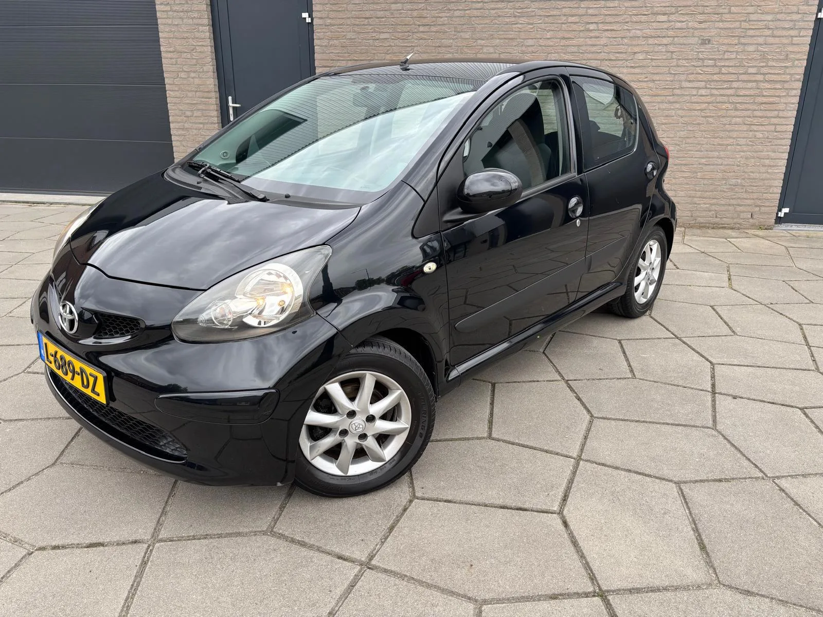 Toyota Aygo (2007) — foto 1