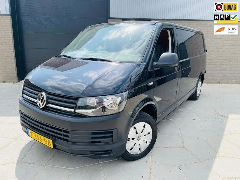 Volkswagen Transporter (2018) — foto 1