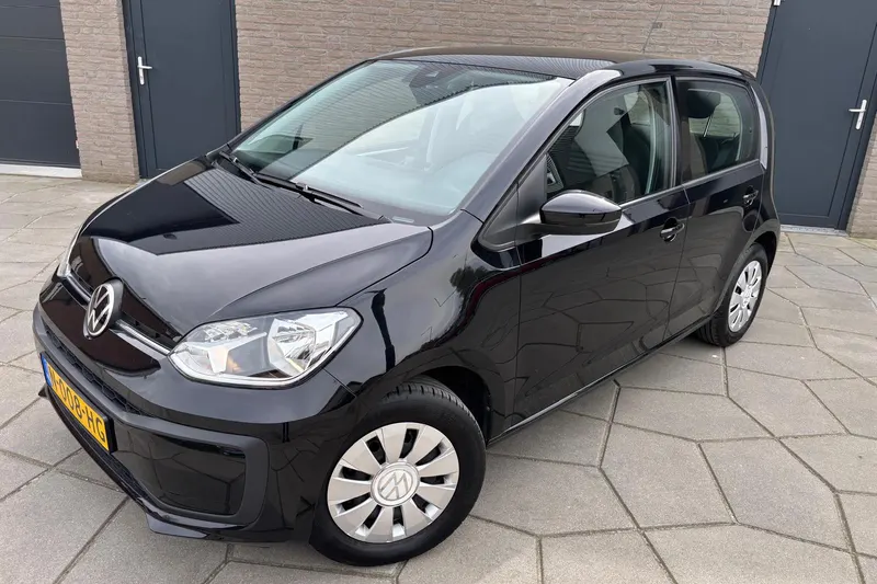 Volkswagen Up! (2021)