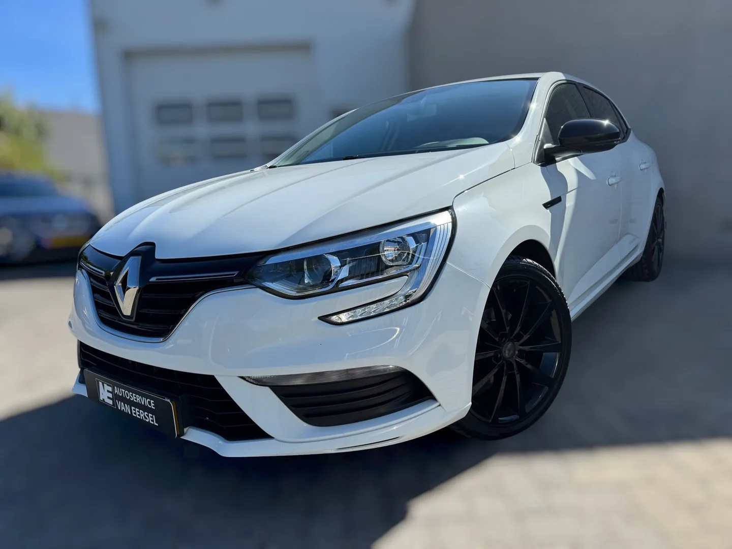 Renault Mégane (2018) — foto 1