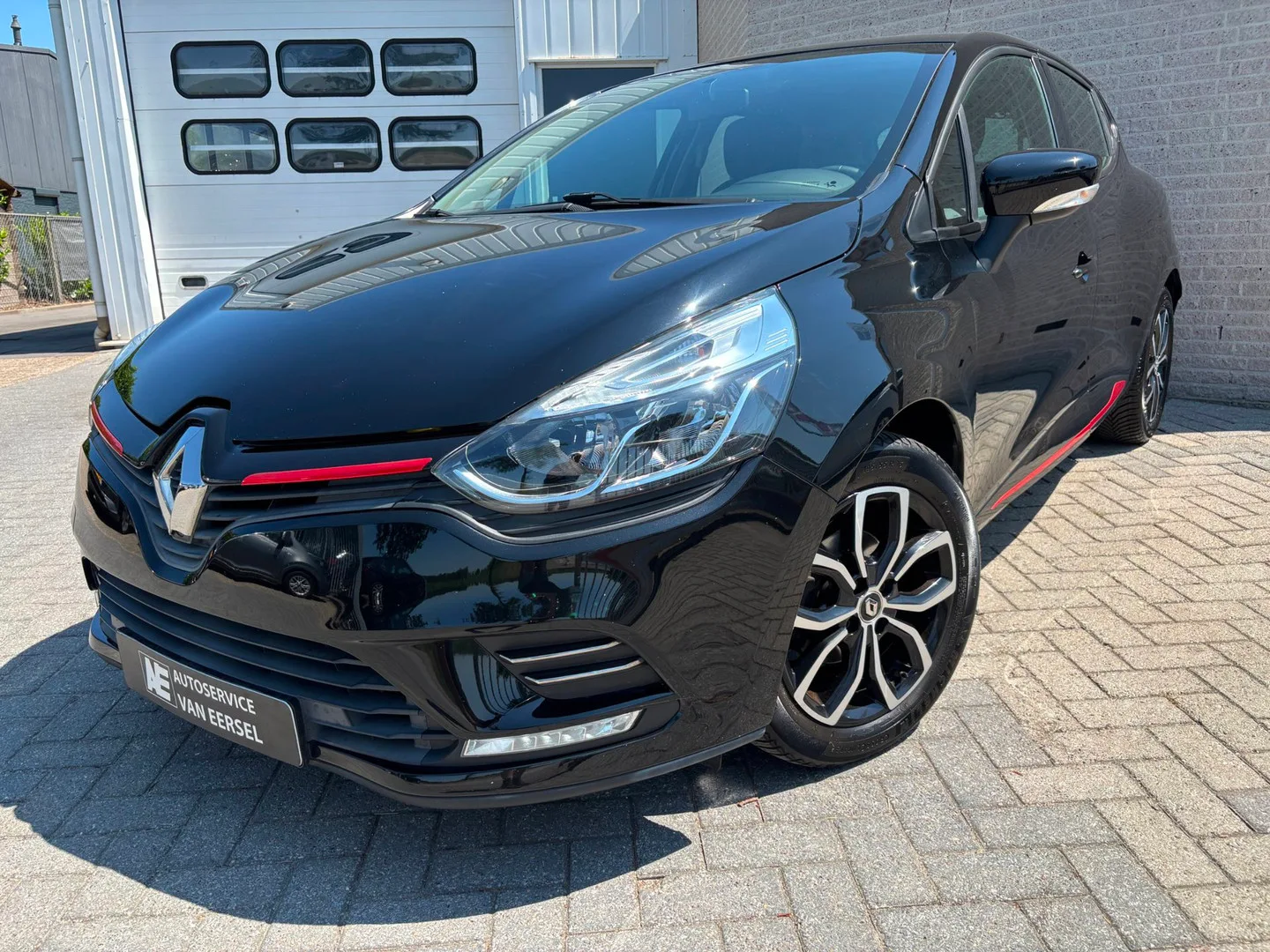 Renault Clio (2018) — foto 1