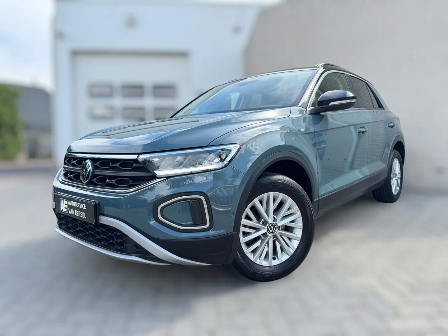 Volkswagen T-Roc (2022) — foto 1