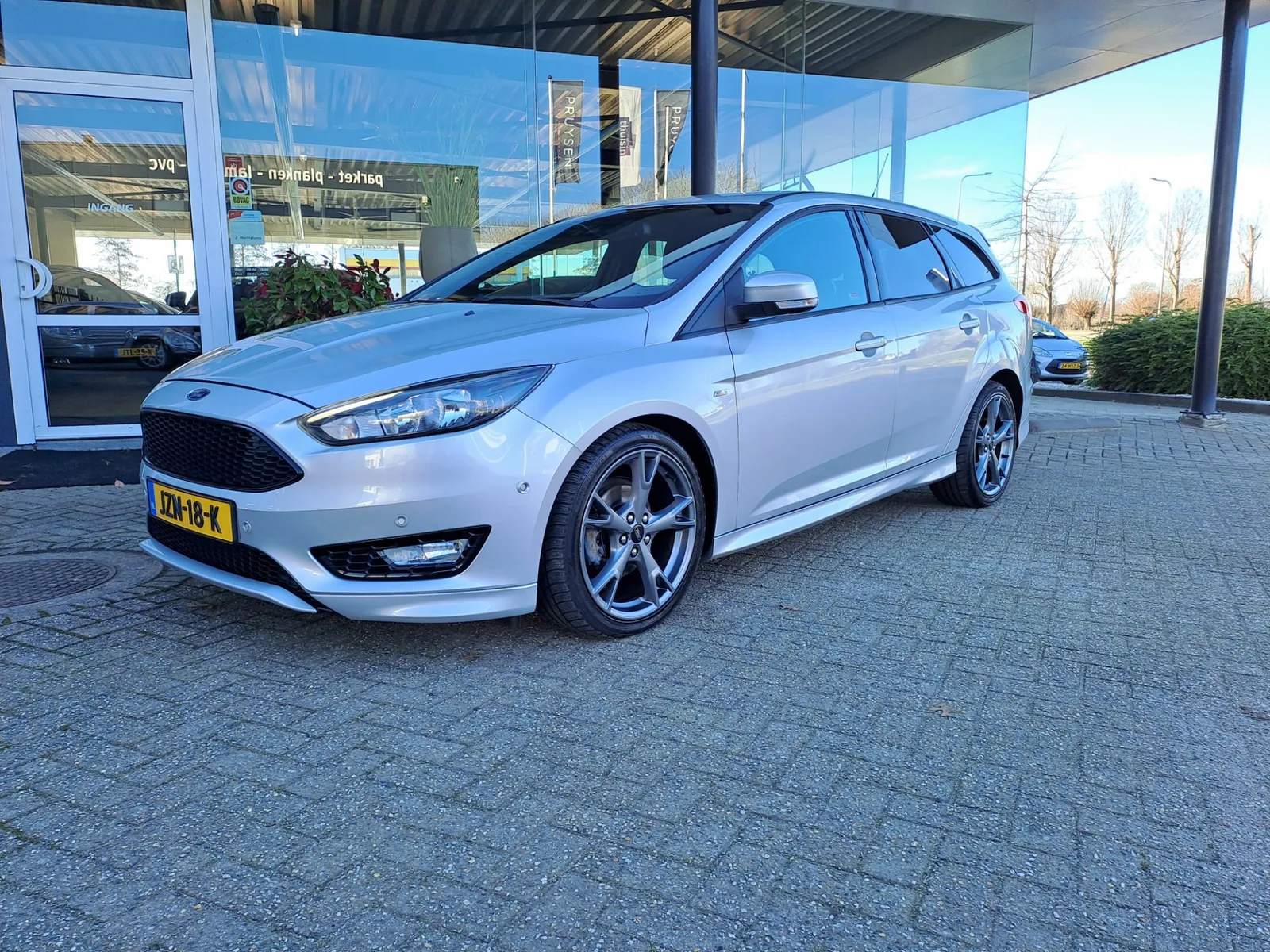 Ford Focus (2018) — foto 1