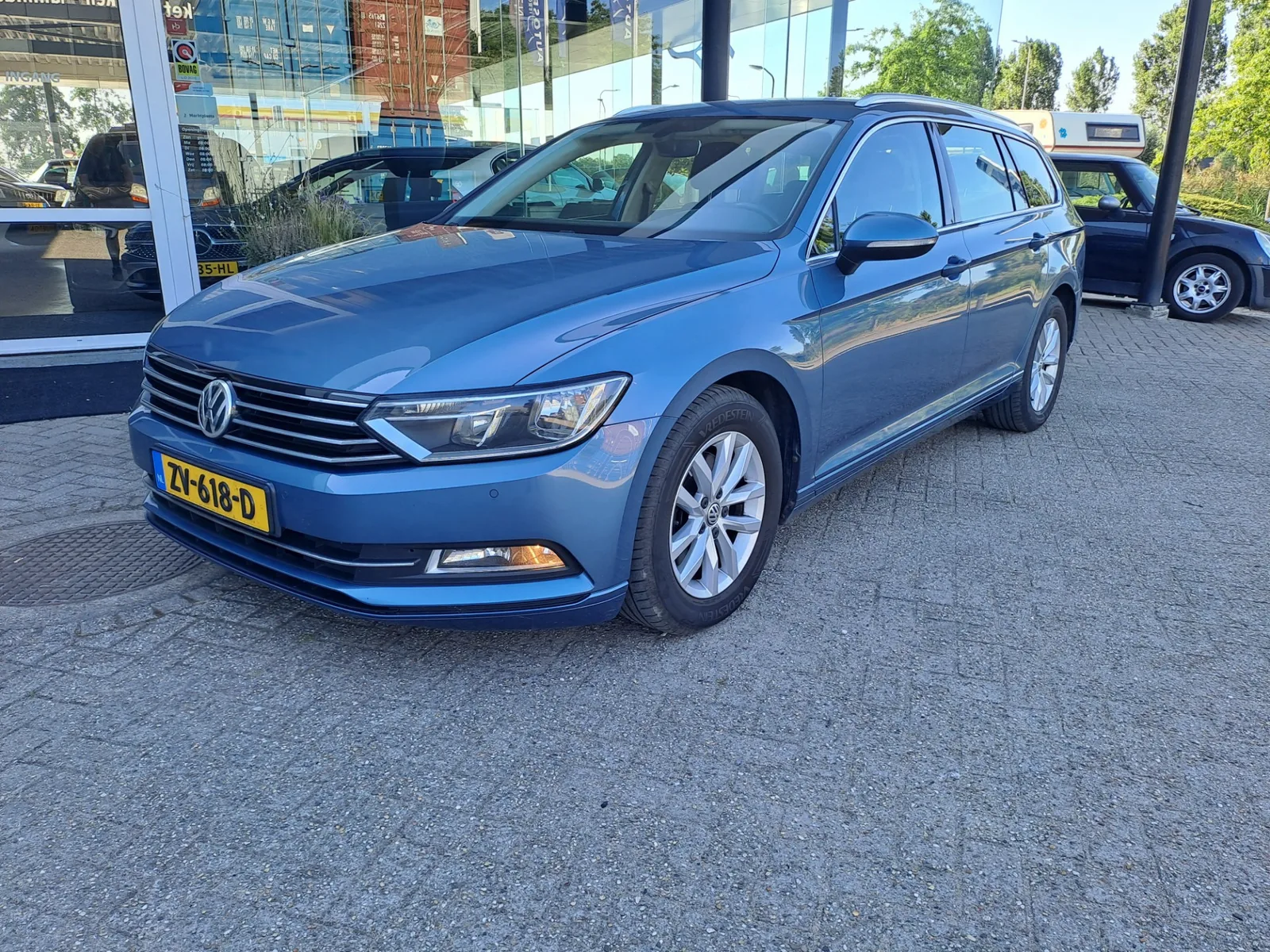 Volkswagen Passat (2015) — foto 1
