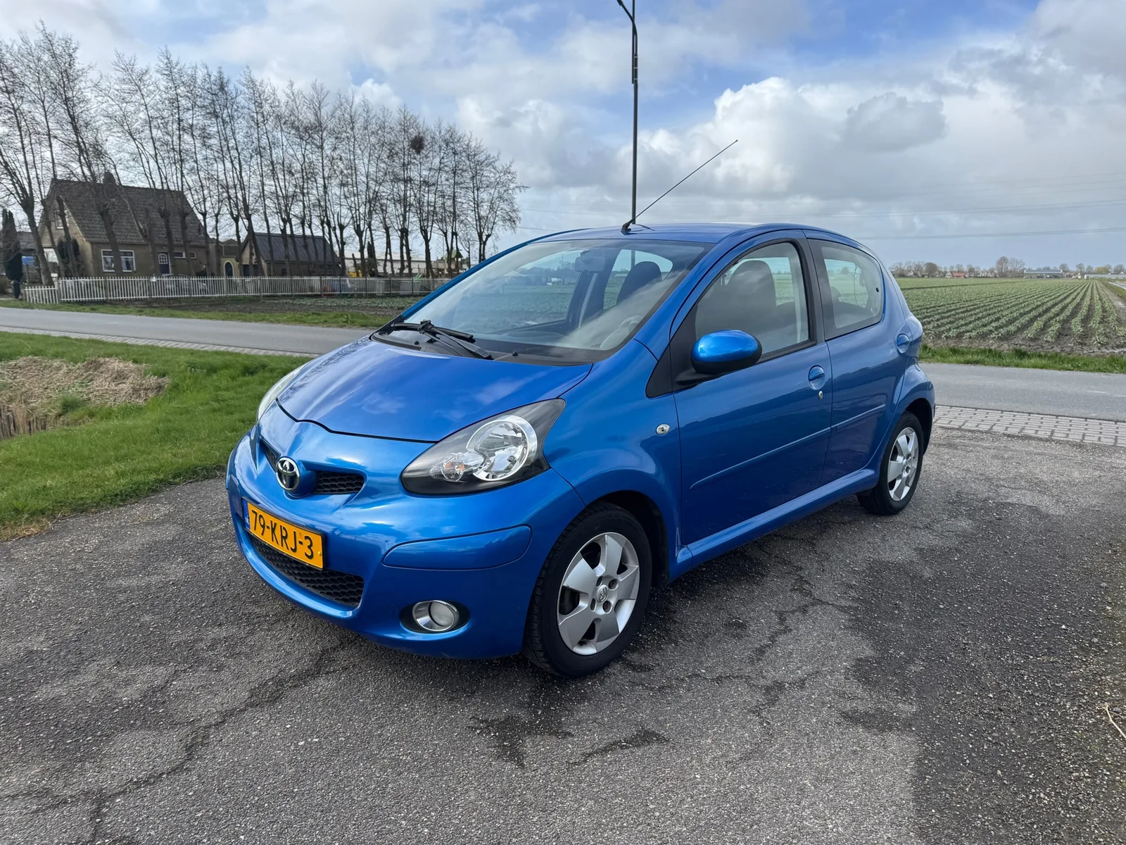 Toyota Aygo (2010) — foto 1