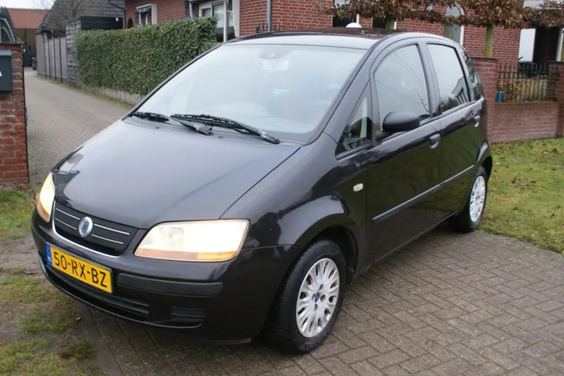 Fiat Idea (2005)