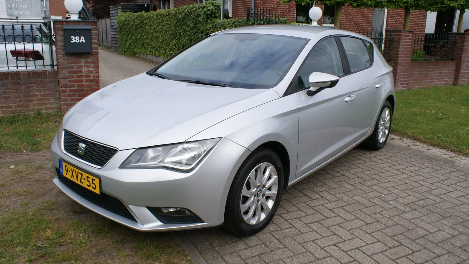 SEAT Leon (2013) — foto 1