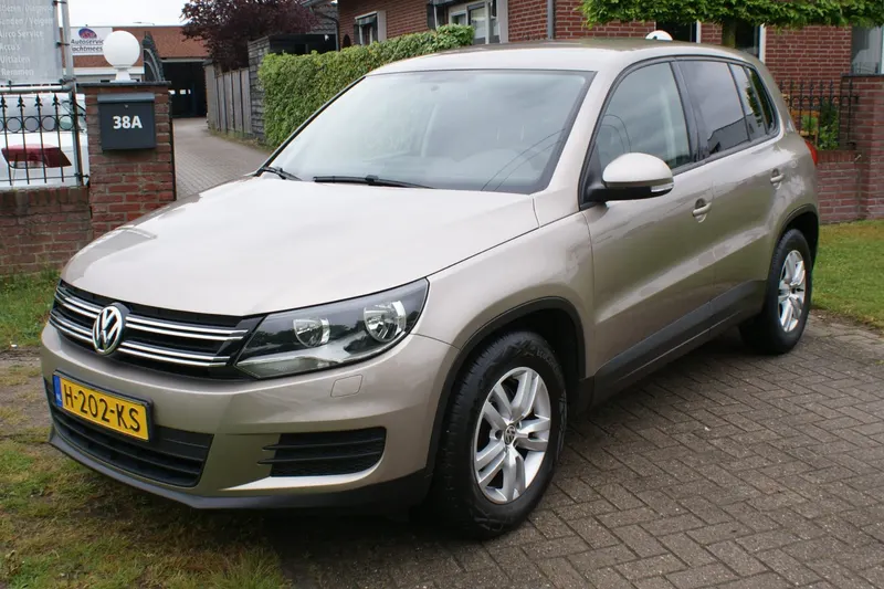 Volkswagen Tiguan (2014)