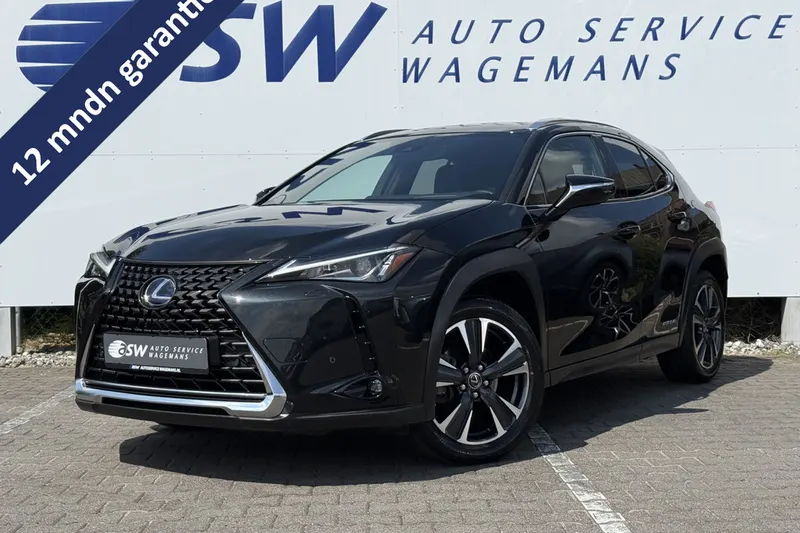 Lexus UX (2022)