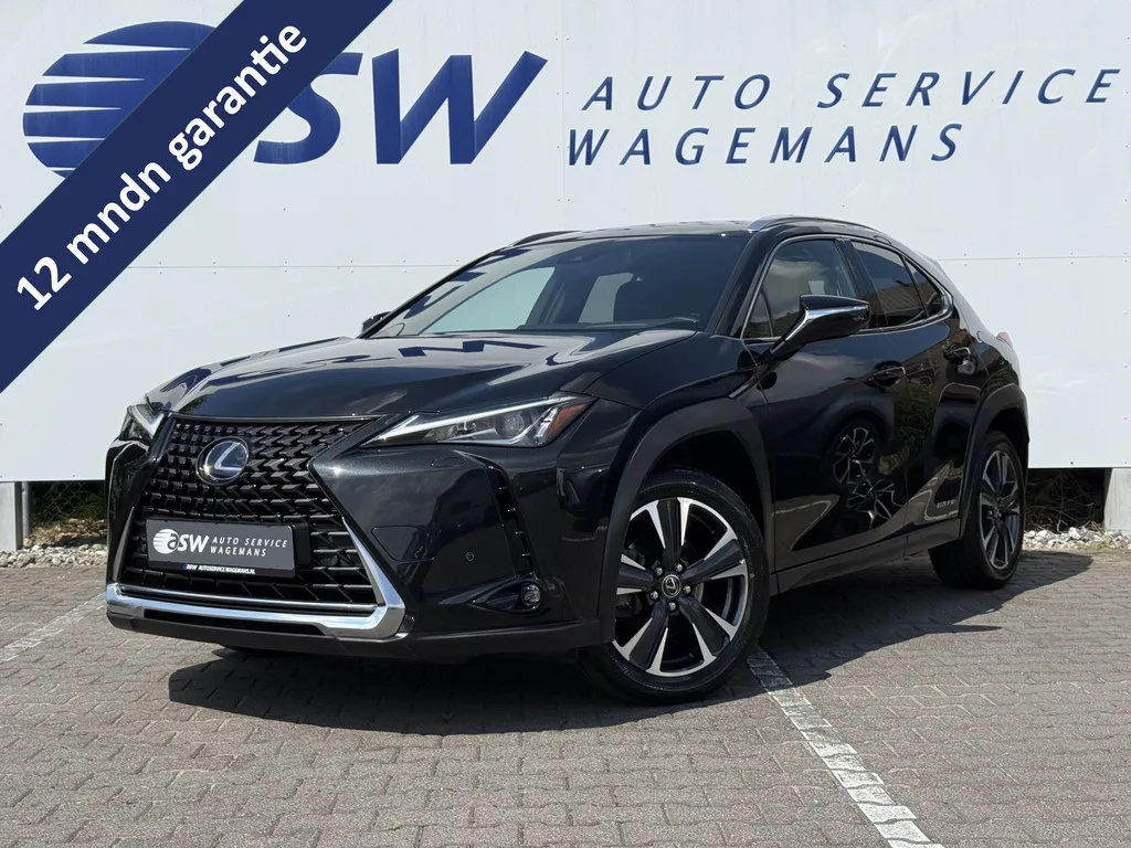 Lexus UX (2022) — foto 1
