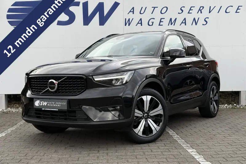 Volvo XC40 (2022)
