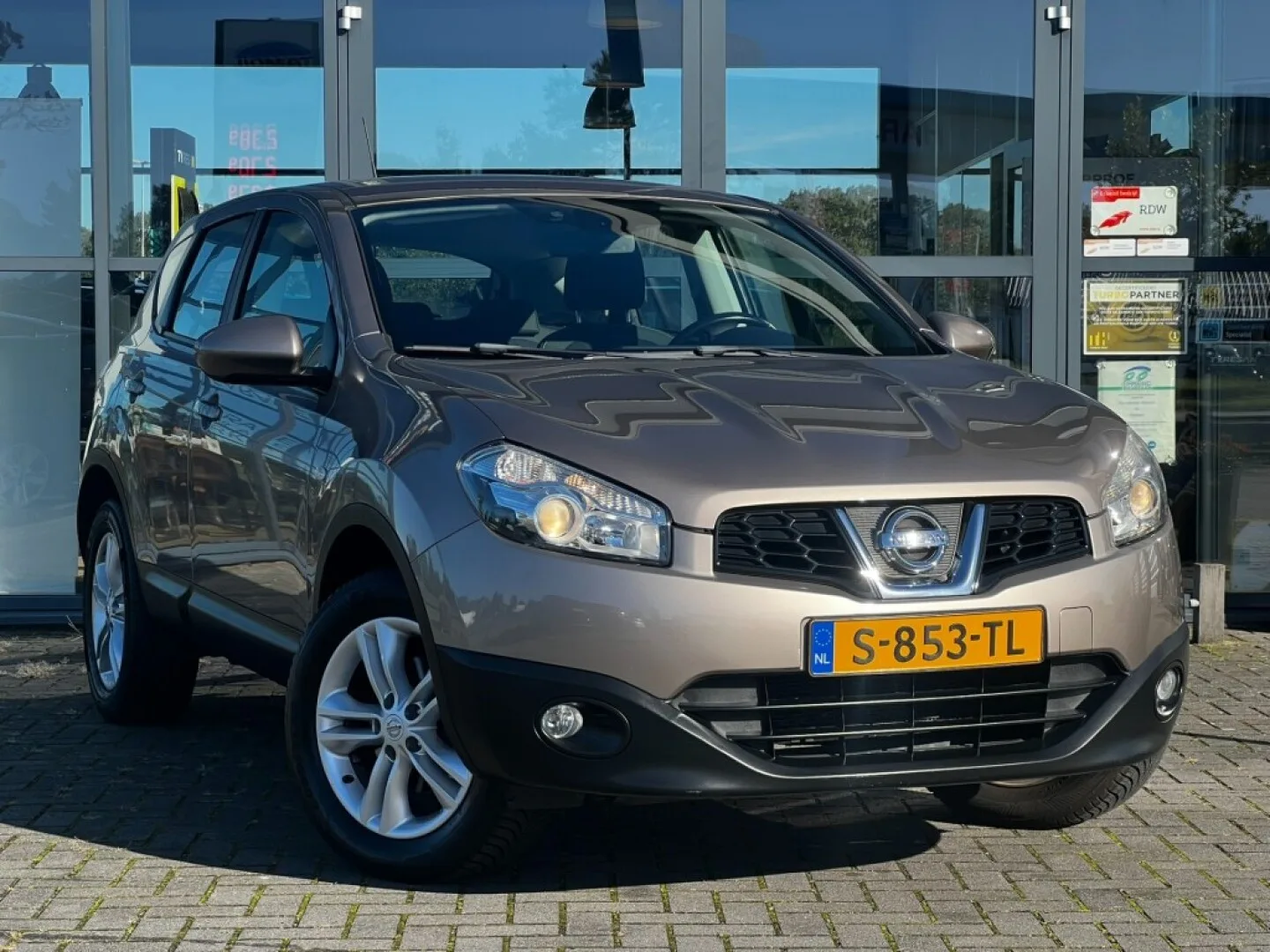 Nissan Qashqai (2012) — foto 1