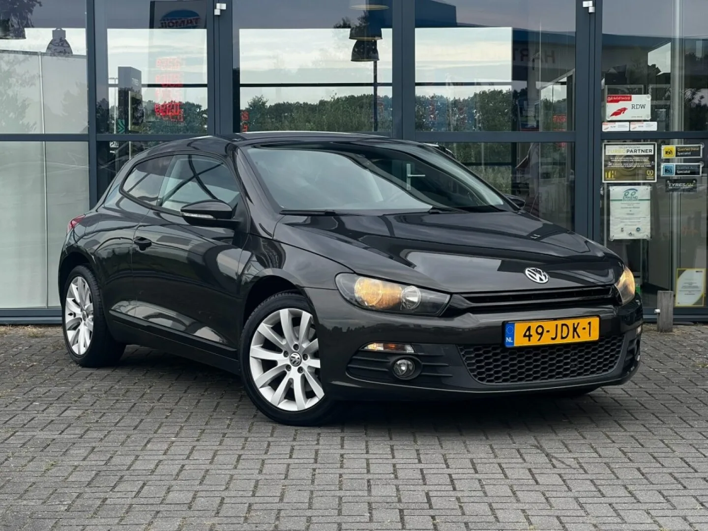 Volkswagen Scirocco (2009) — foto 1