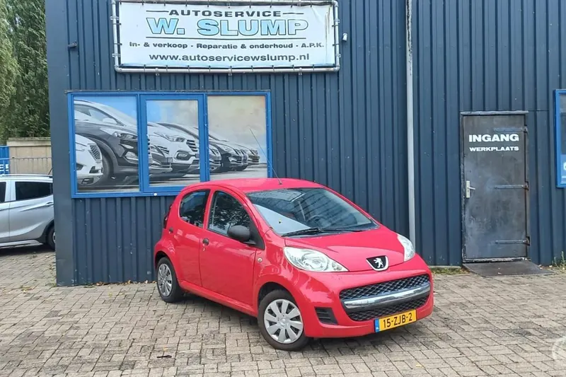 Peugeot 107 (2012)