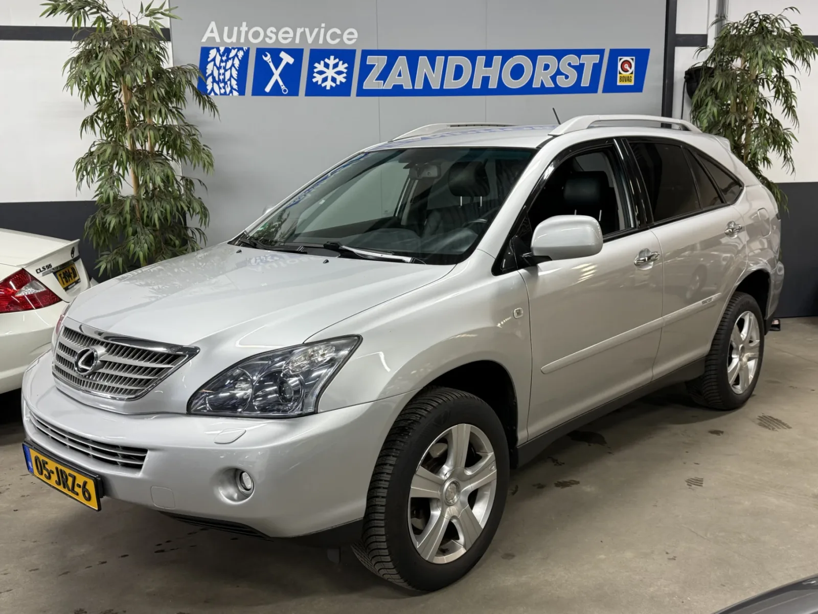 Lexus RX (2009) — foto 1