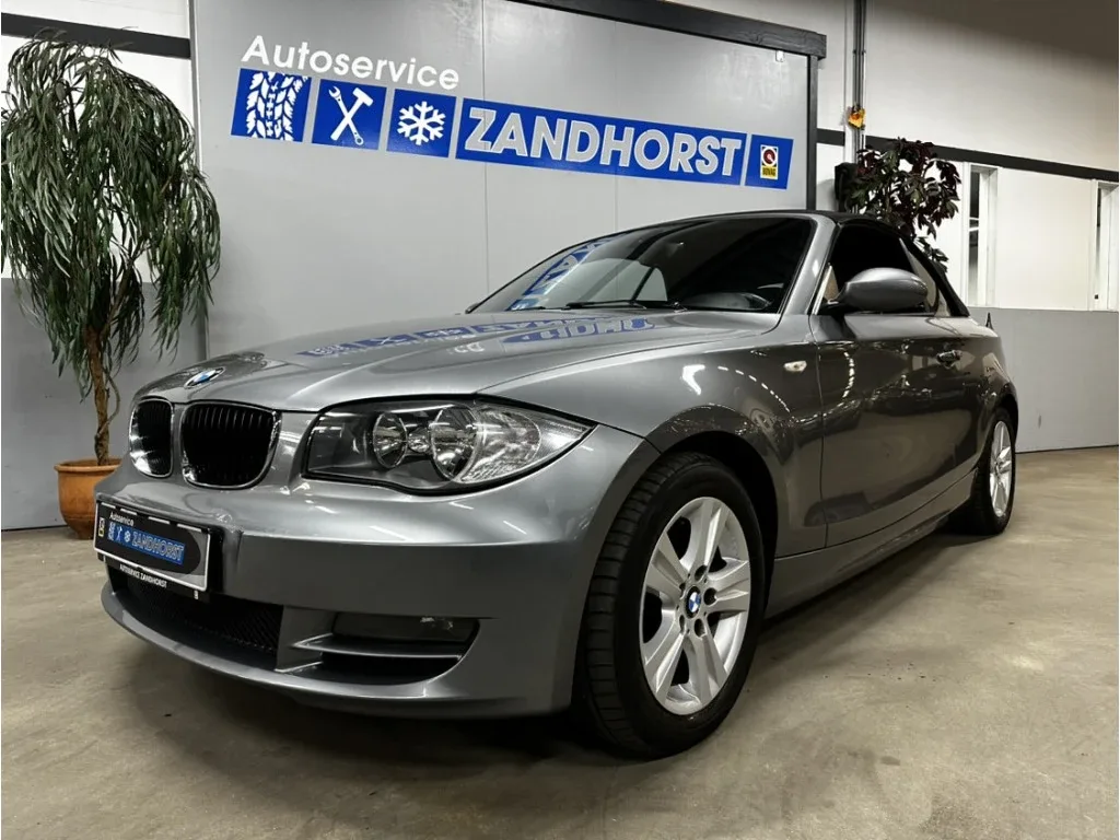 BMW 1-Serie (2009) — foto 1