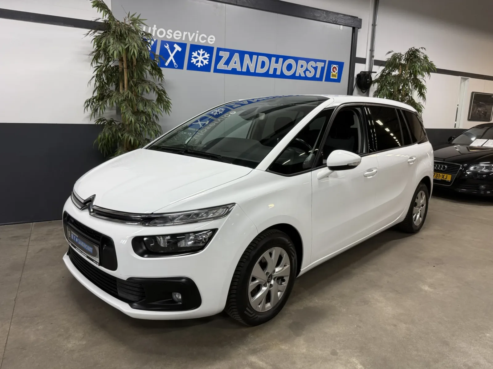 Citroën Grand C4 Picasso (2017) — foto 1