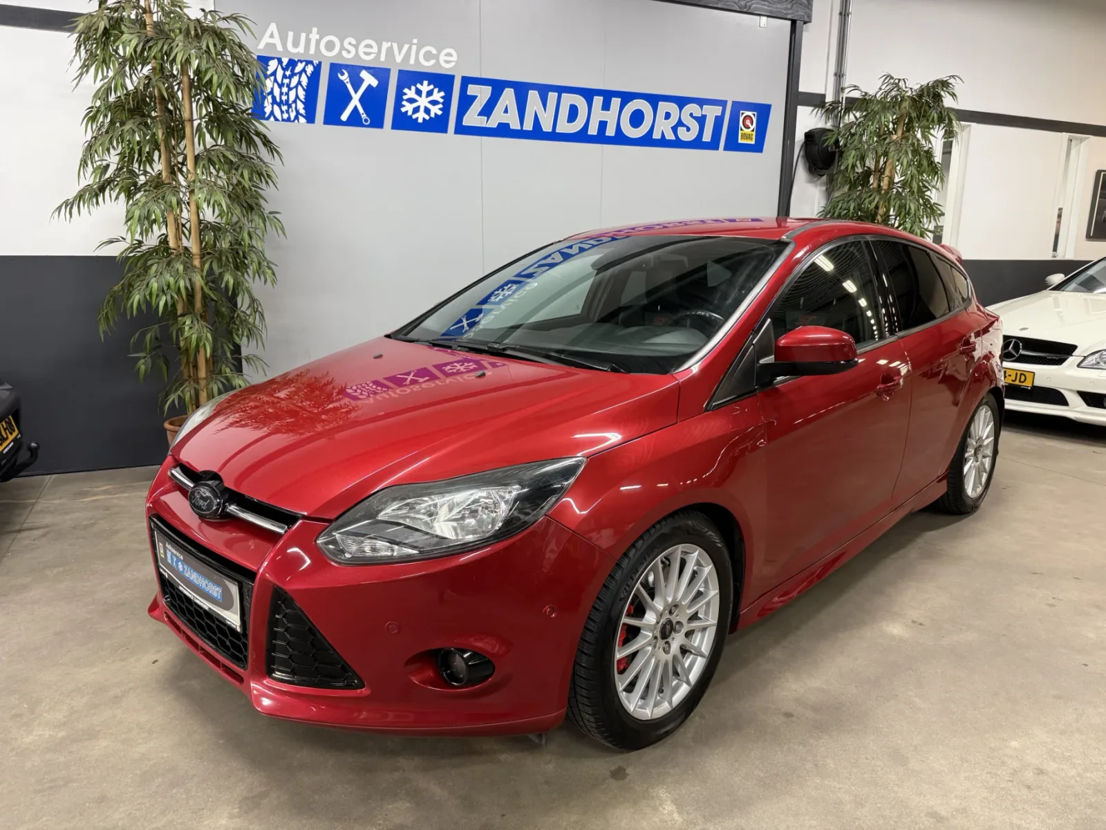 Ford Focus (2011) — foto 1