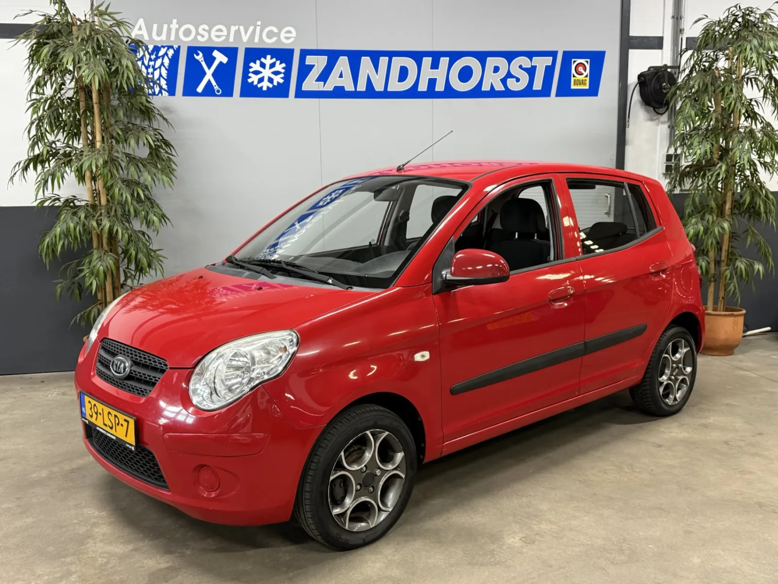 Kia Picanto (2010) — foto 1