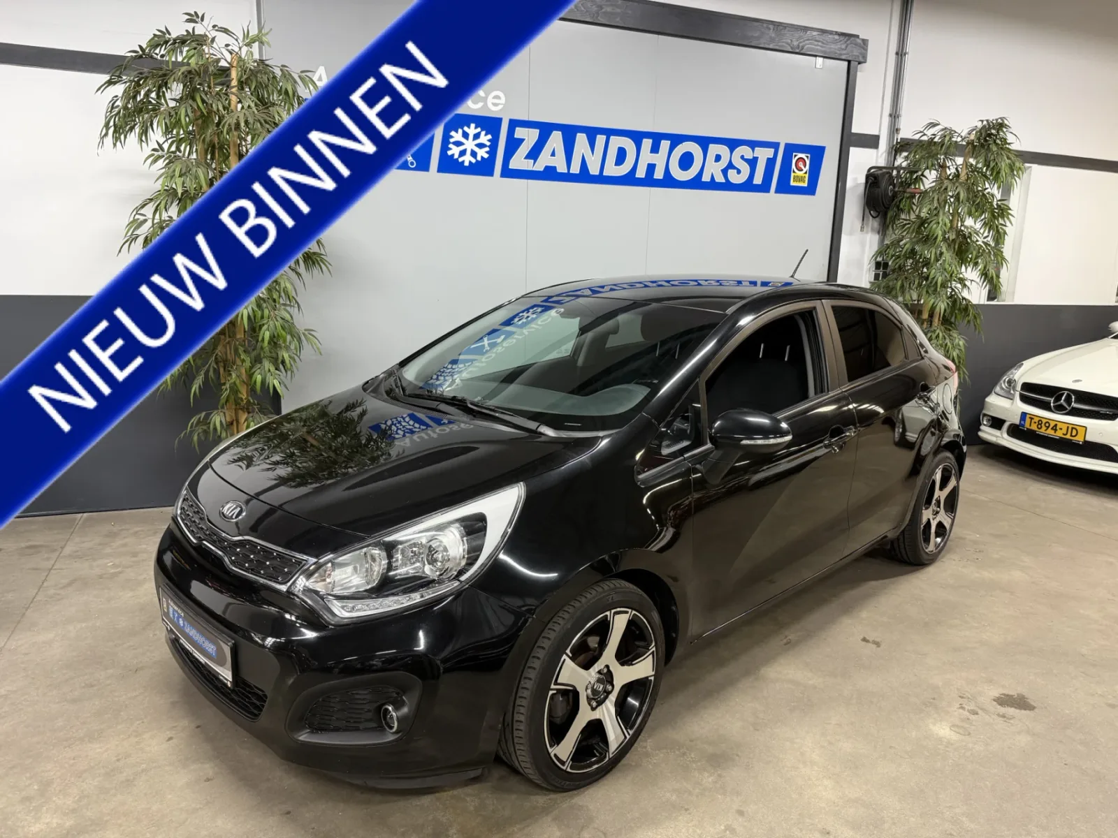 Kia Rio (2014) — foto 1