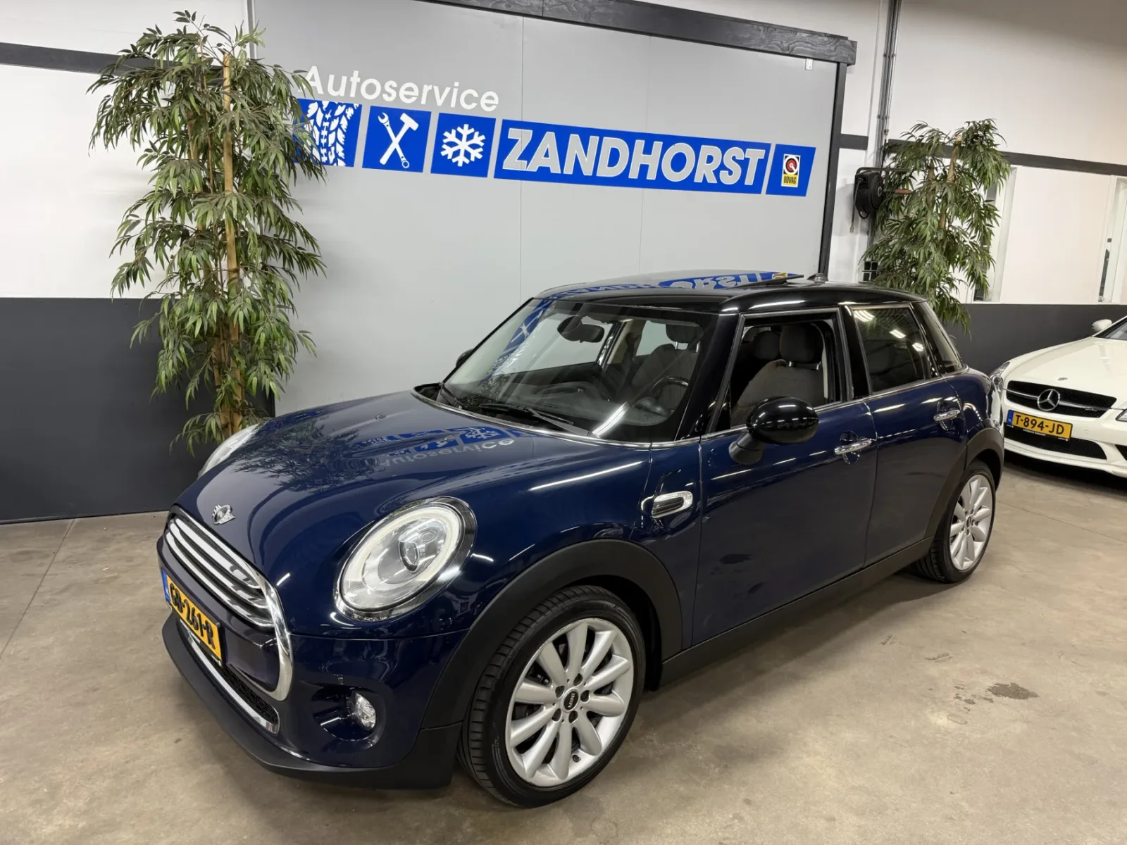 MINI Cooper (2015) — foto 1
