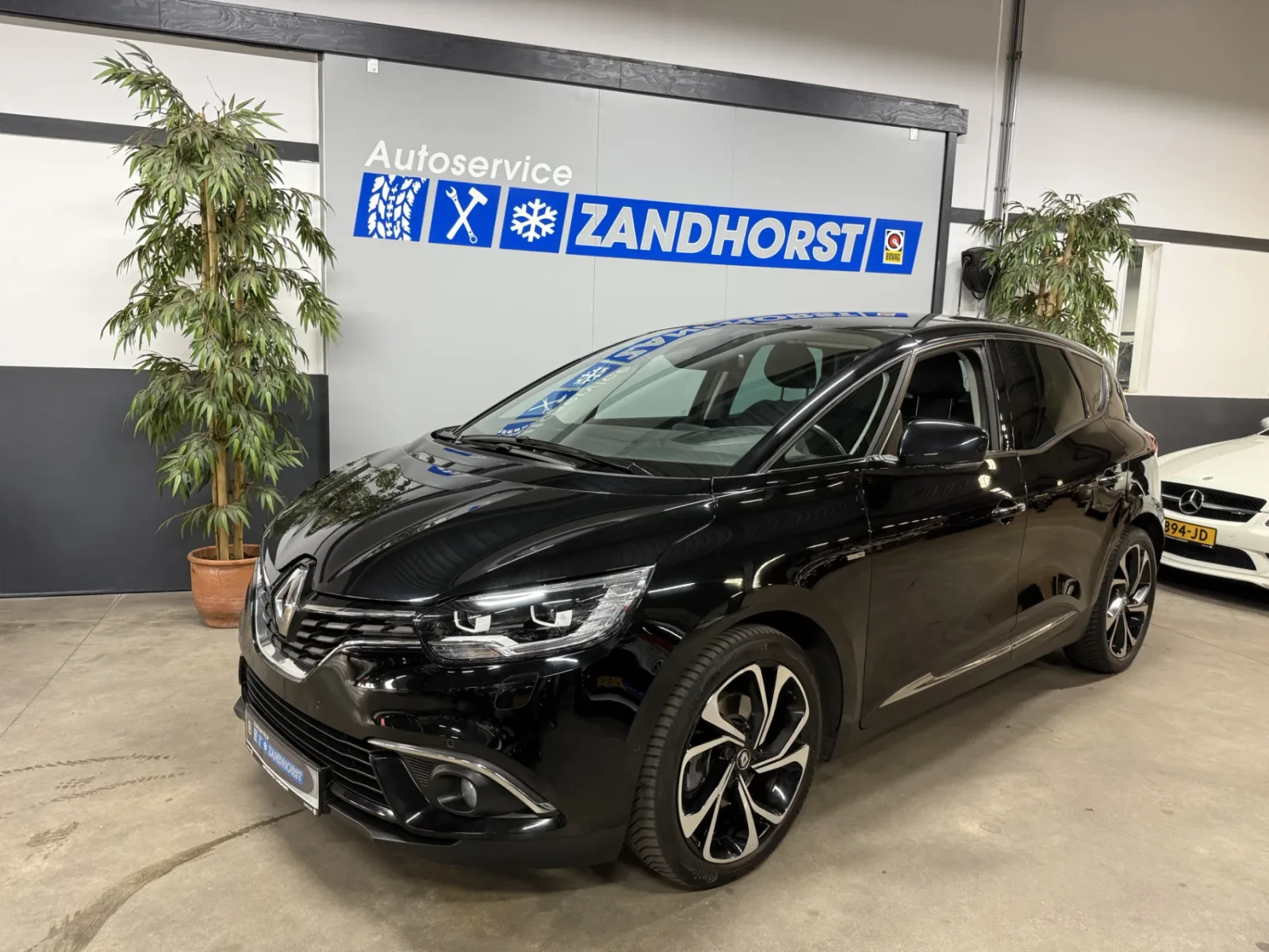Renault Scénic (2019) — foto 1