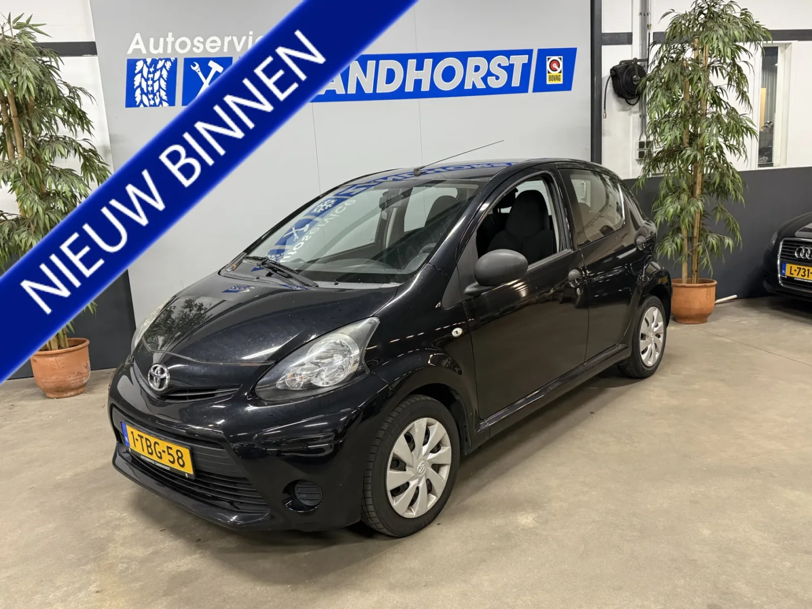 Toyota Aygo (2014) — foto 1