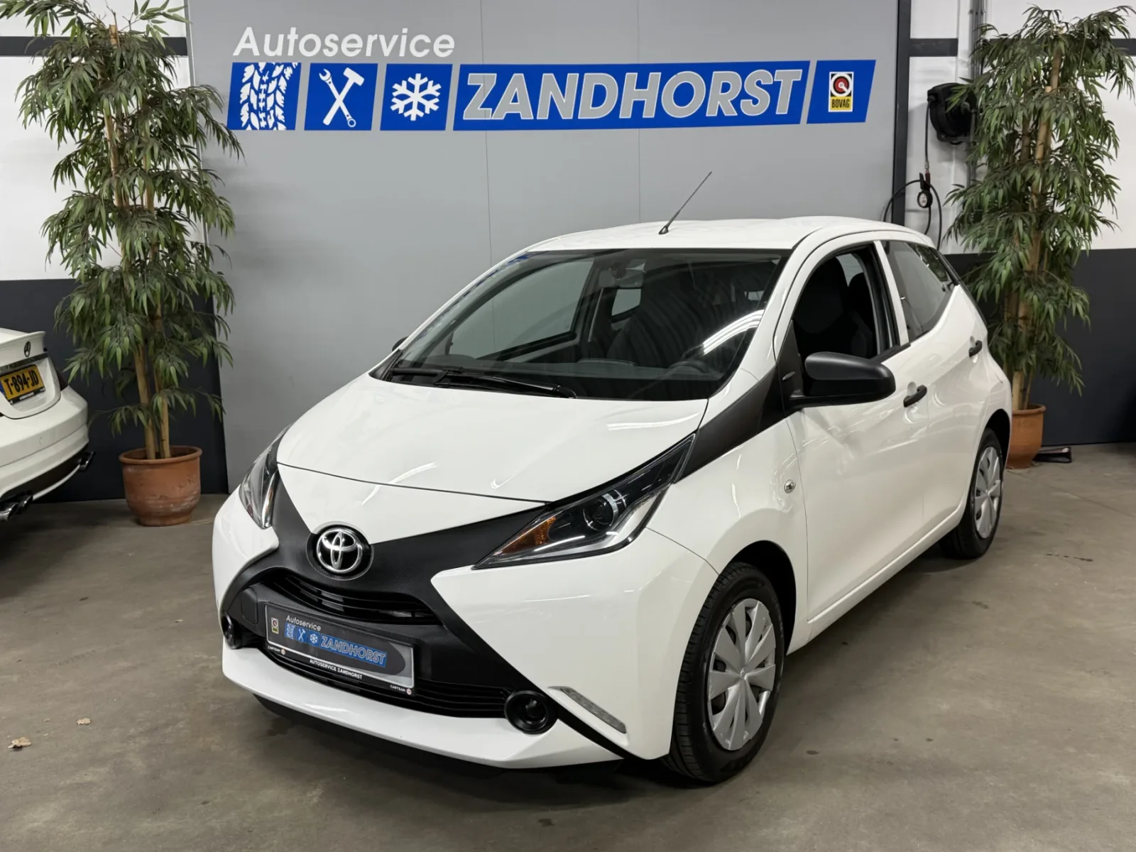 Toyota Aygo (2017) — foto 1