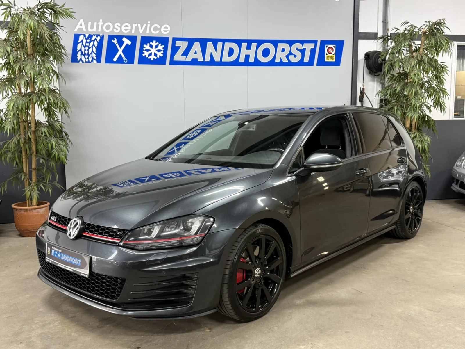 Volkswagen Golf (2013) — foto 1