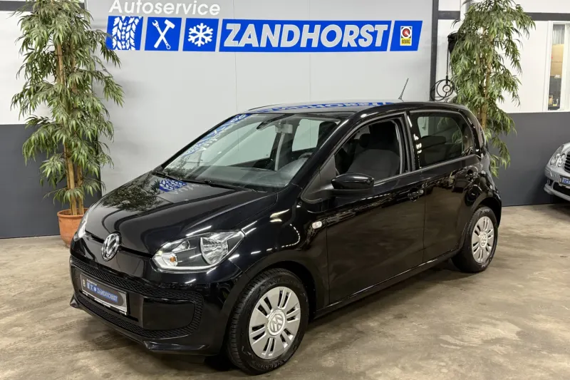 Volkswagen Up! (2016)